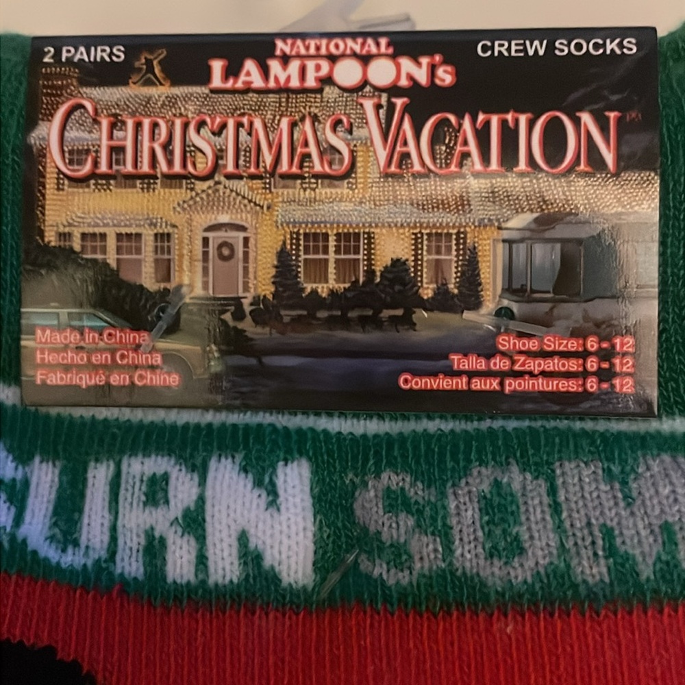 NWT National Lampoons - Christmas Vacation - 2pair of socks - Picture 4 of 4